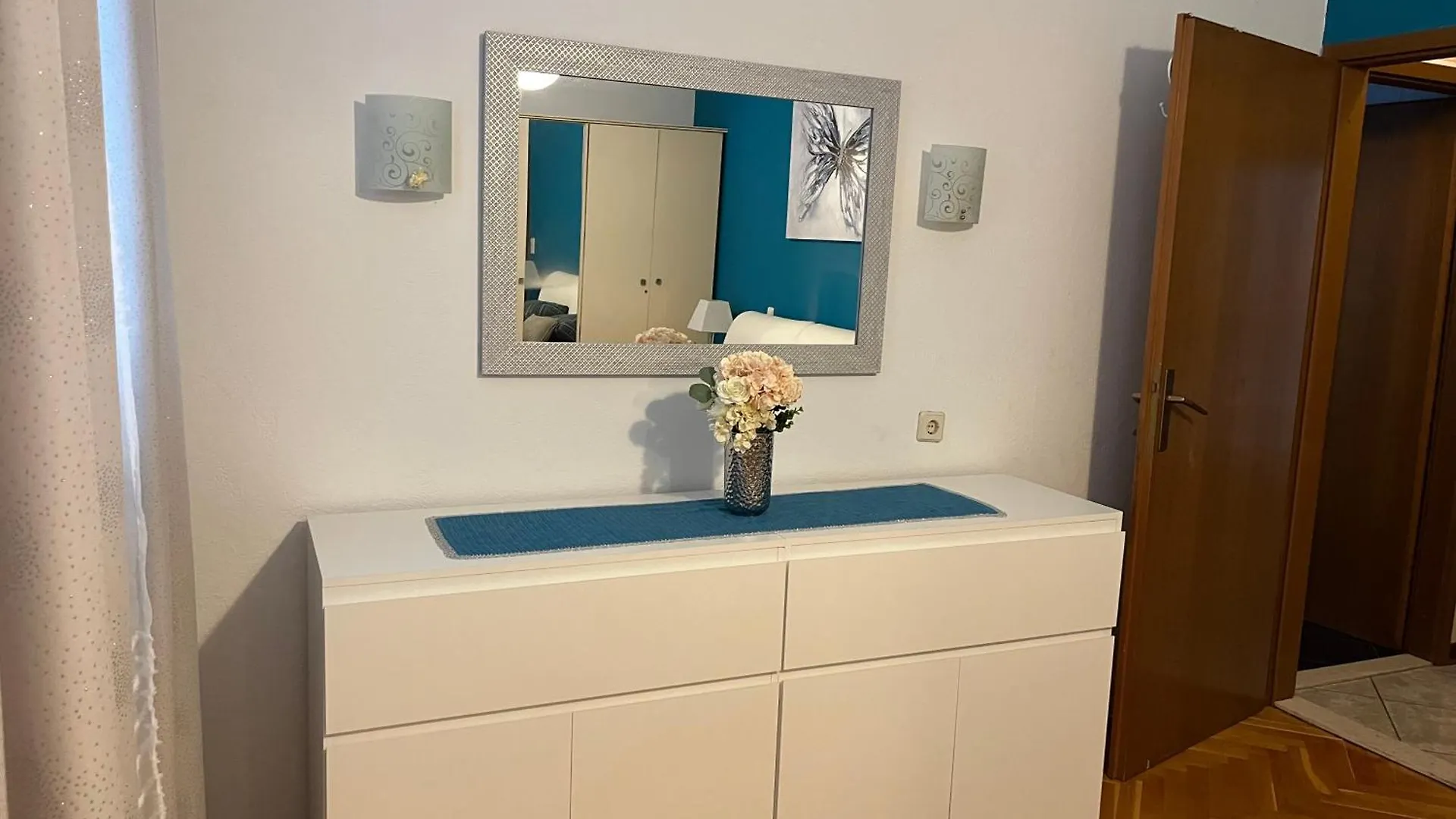 Luxury Sea View Apartment 20 M From The Sea Trogir