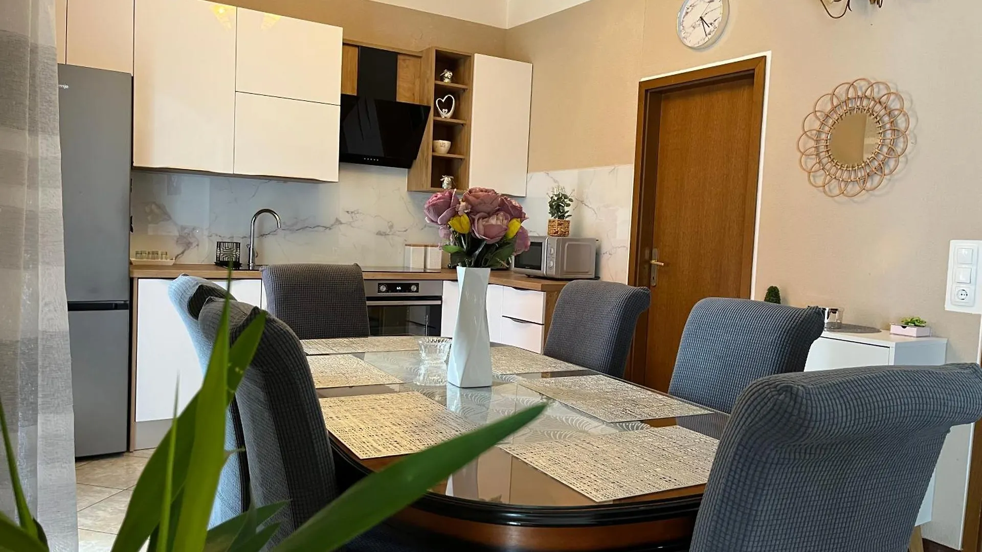 Luxury Sea View Apartment 20 M From The Sea Trogir Croatia